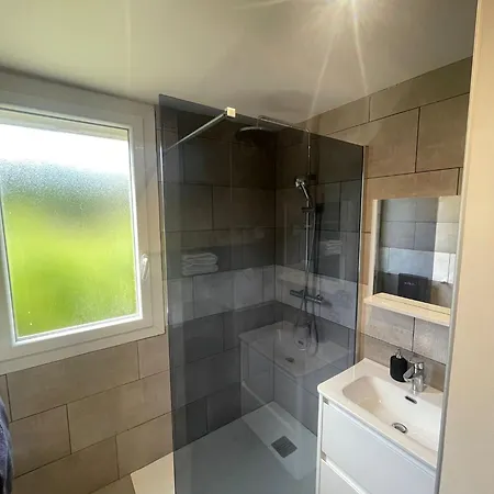 Chambre Avec Salle D'Eau Privee Dans Appartement Partage 200 M Du Tram Montpellier Exterior photo