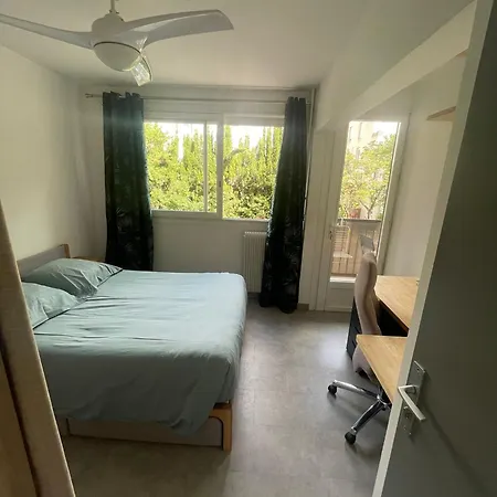 Chambre Avec Salle D'Eau Privee Dans Appartement Partage 200 M Du Tram Montpellier Exterior photo